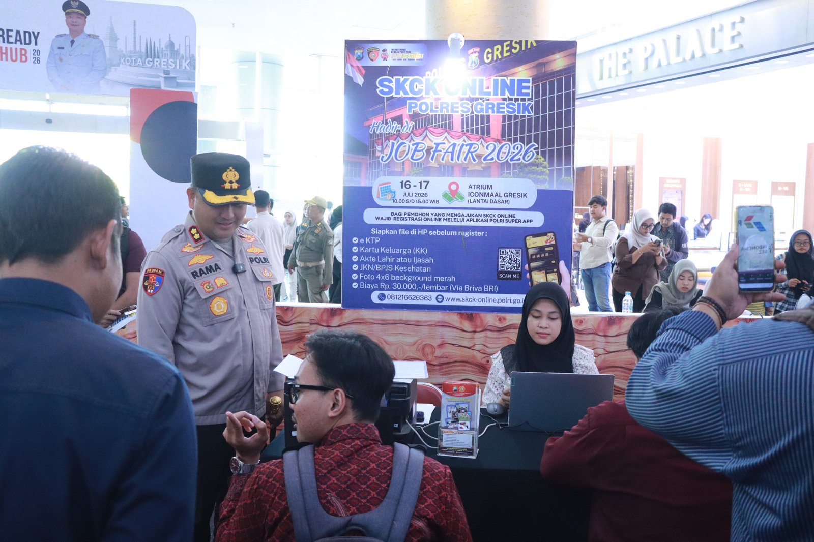 Dahlan Iskan Apresiasi Layanan SKCK Jemput Bola Polres Gresik di Job Fair Tematik 2026, Sangat Membantu Pencari Kerja