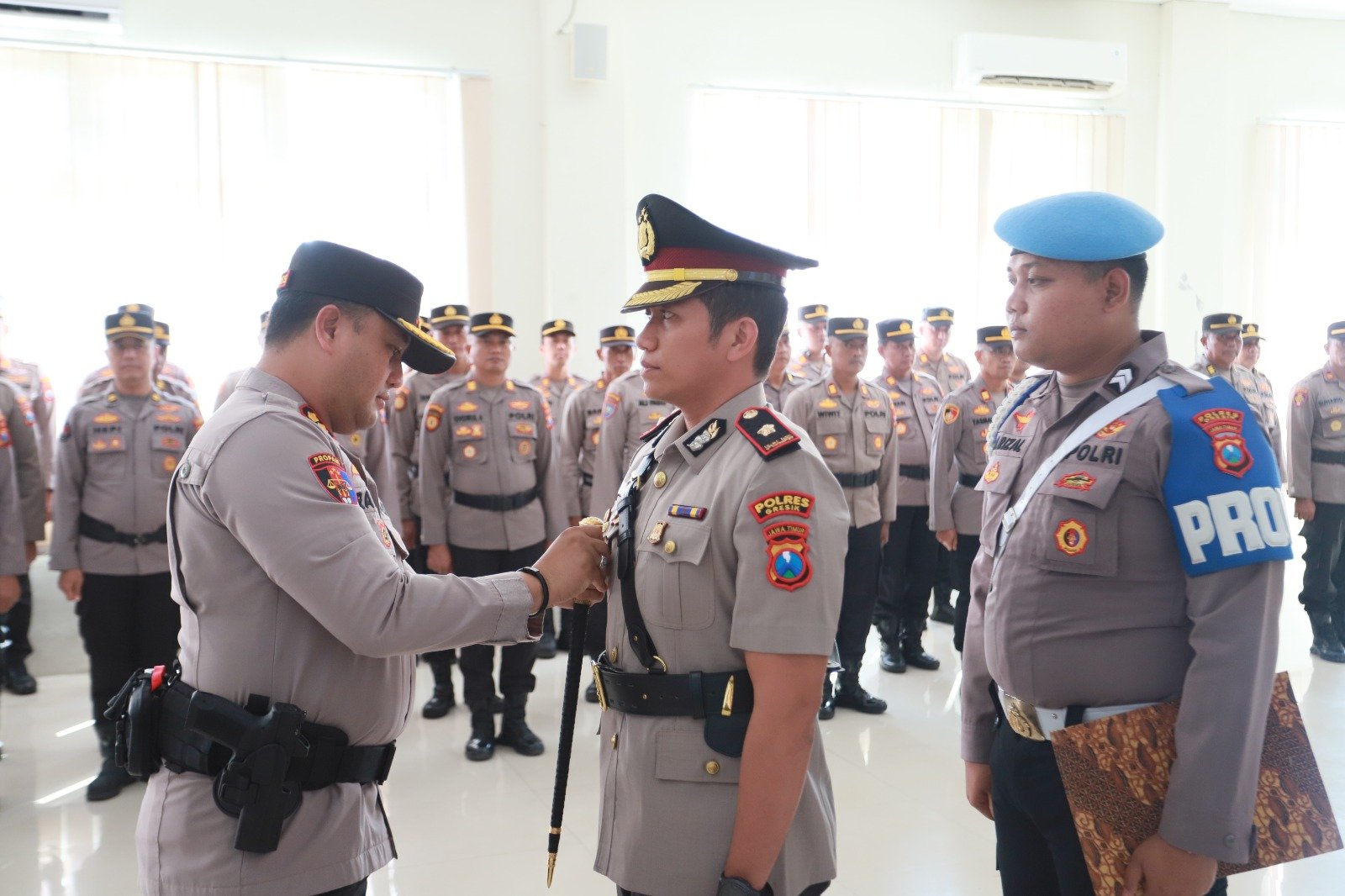 Sertijab KabagOps Polres Gresik, Kompol Arief Sukmo Wibowo Resmi Emban Tugas Baru